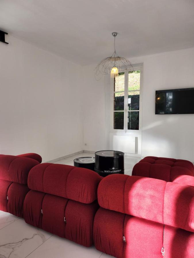 Maison Face A L'Abbaye D'Hautvillers - 2 Bedrooms 2 Bathrooms, Parking Εξωτερικό φωτογραφία